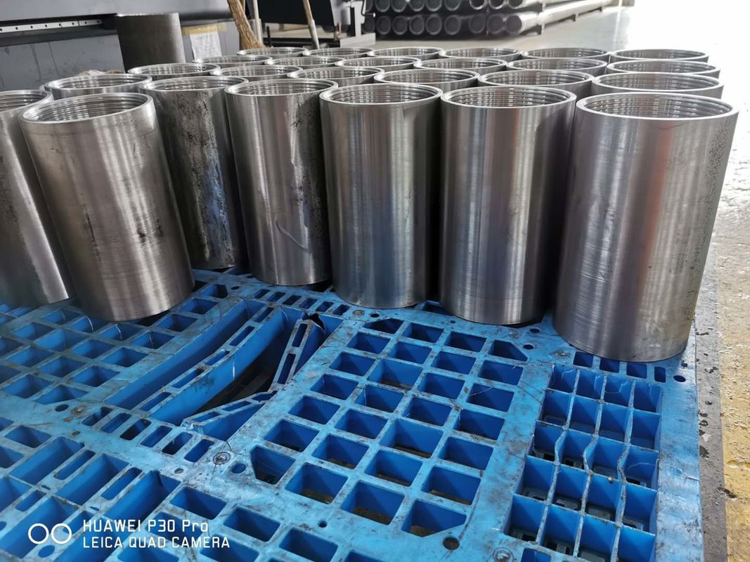 CO2/H2S प्रतिरोधी सुपर 13Cr कैसिंग युग्मन 10K PSI संक्षारण सुरक्षा